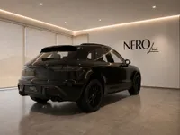등록된 모델의 AI 생성 예시 이미지이며, 배정 차량이나 실제 Nero Line 쇼룸을 촬영한 사진이 아닙니다. 정확한 차량을 서면으로 확인해 주세요.