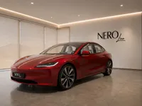掲載モデルを示すAI生成のイメージです。割り当て車両やNero Lineの実在するショールームを撮影したものではありません。実車両を書面でご確認ください。