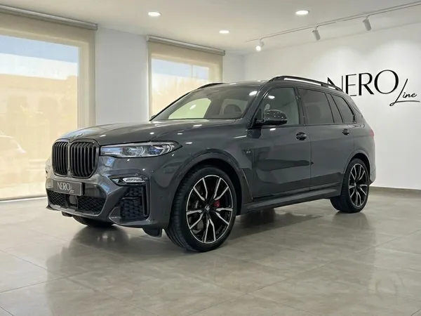 BMW X7 M50i