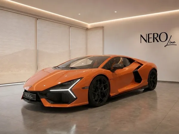 Lamborghini Revuelto