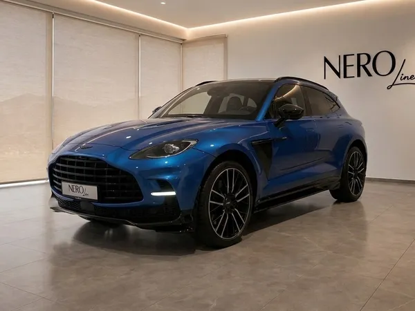 Aston Martin DBX707