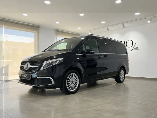 Mercedes-Benz V300