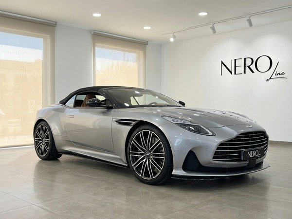 Aston Martin DB12 Volante