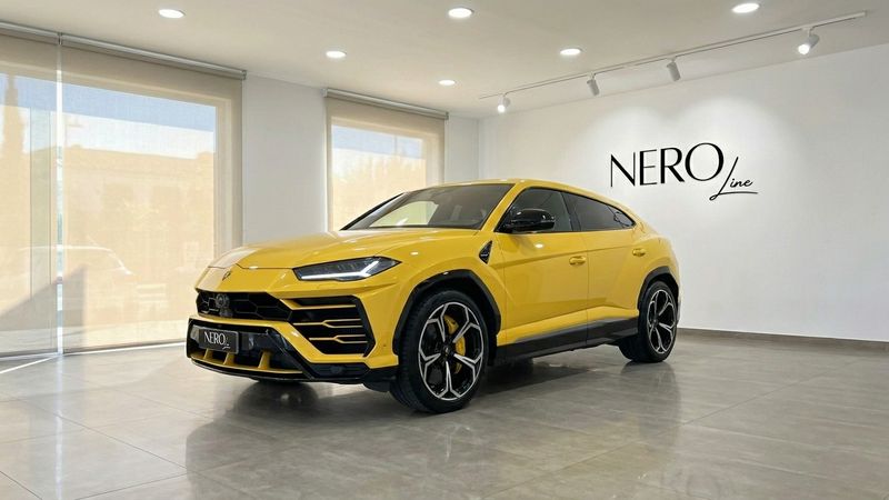 Lamborghini Urus Hire in Spain: A UK Traveller's 2026 Delivery Guide