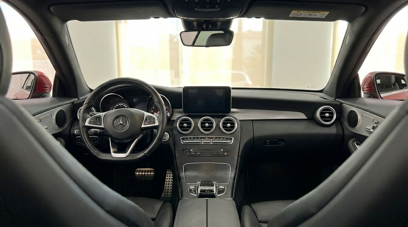 Mercedes-Benz C 200 AMG Line Cabriolet thumbnail 7