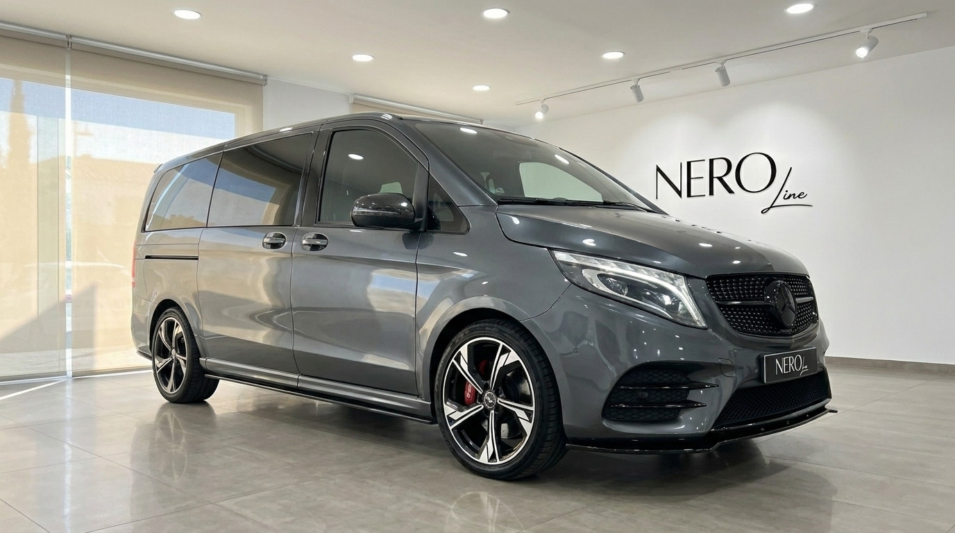 Mercedes-Benz V-Class 250d — Front view in Benidorm The 2021 Mercedes-Benz V-Class 250d in gloss metallic Daytona Gray, shown from the front three-quarter angle in Benidorm.
