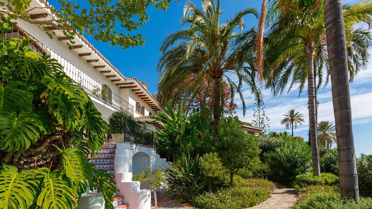 Villa Rental Costa del Sol: The 2026 Guide (Marbella, Sotogrande, Estepona, Mijas)