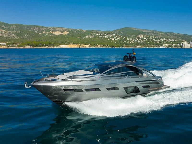 Pershing 7X Pershing 7X yacht for charter